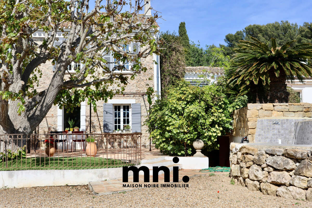 Maison à SIX-FOURS-LES-PLAGES