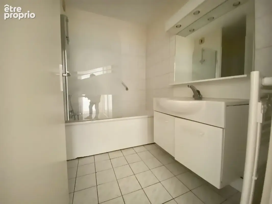 Appartement T5 avec jardin privatif, box et parking - photo 11