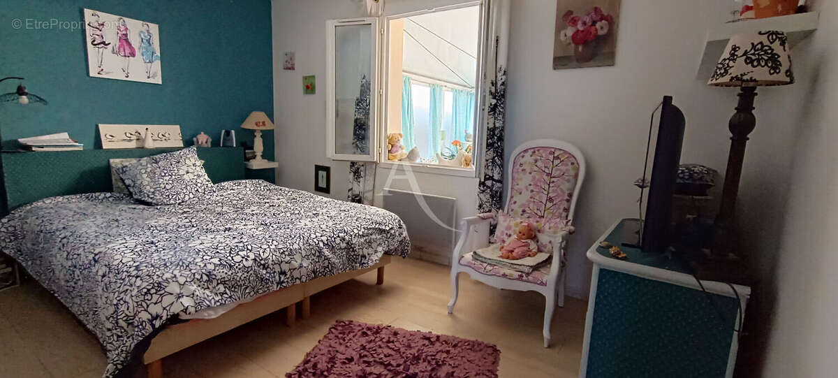 Maison à SAINT-NAZAIRE-SUR-CHARENTE