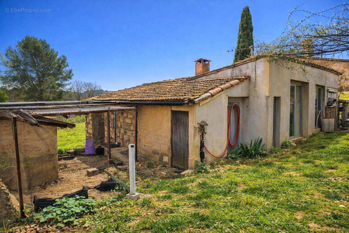 Maison à LA MOTTE