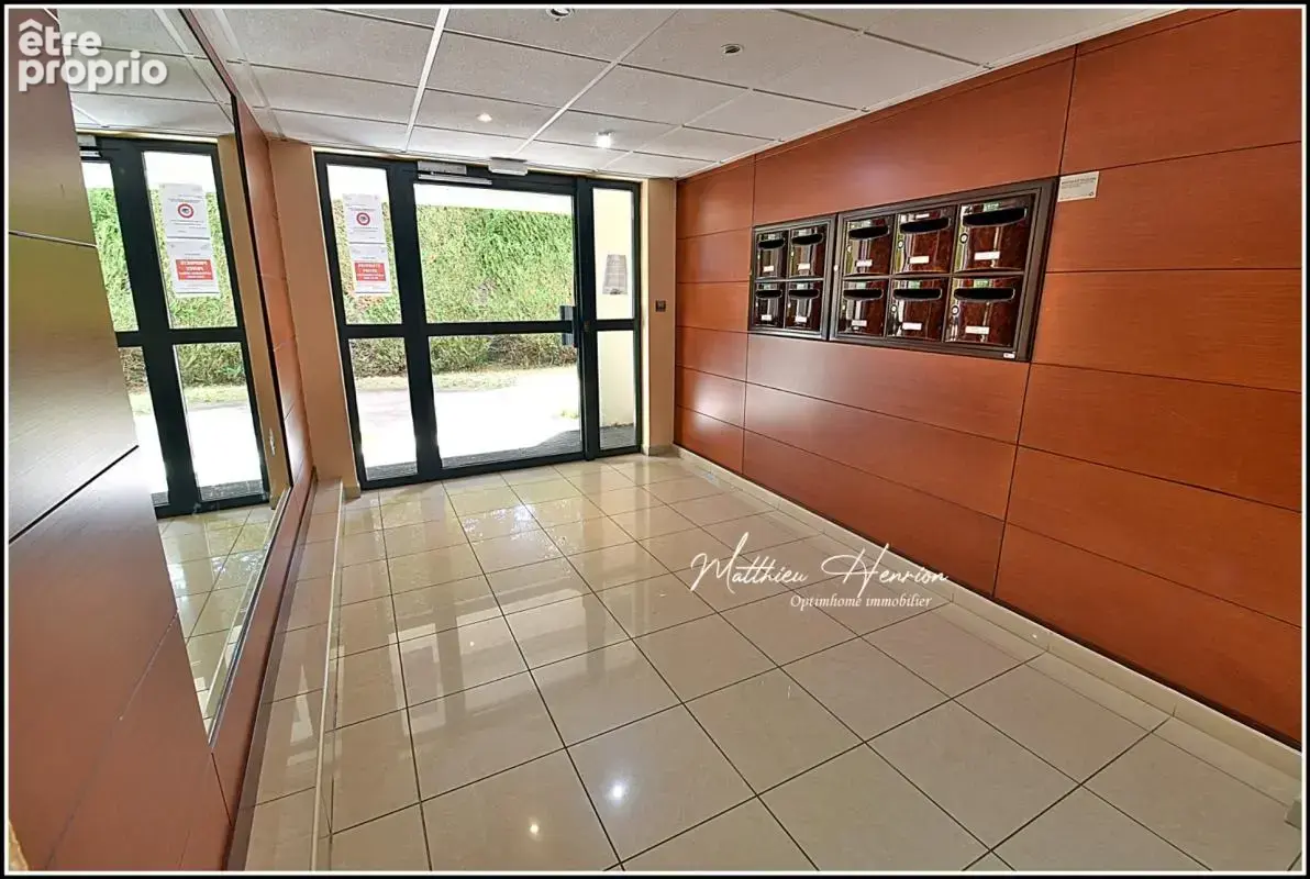 Vreux centre – appartement lumineux de 98 m² avec 3 chambres, balcon et ascenseur - photo 2