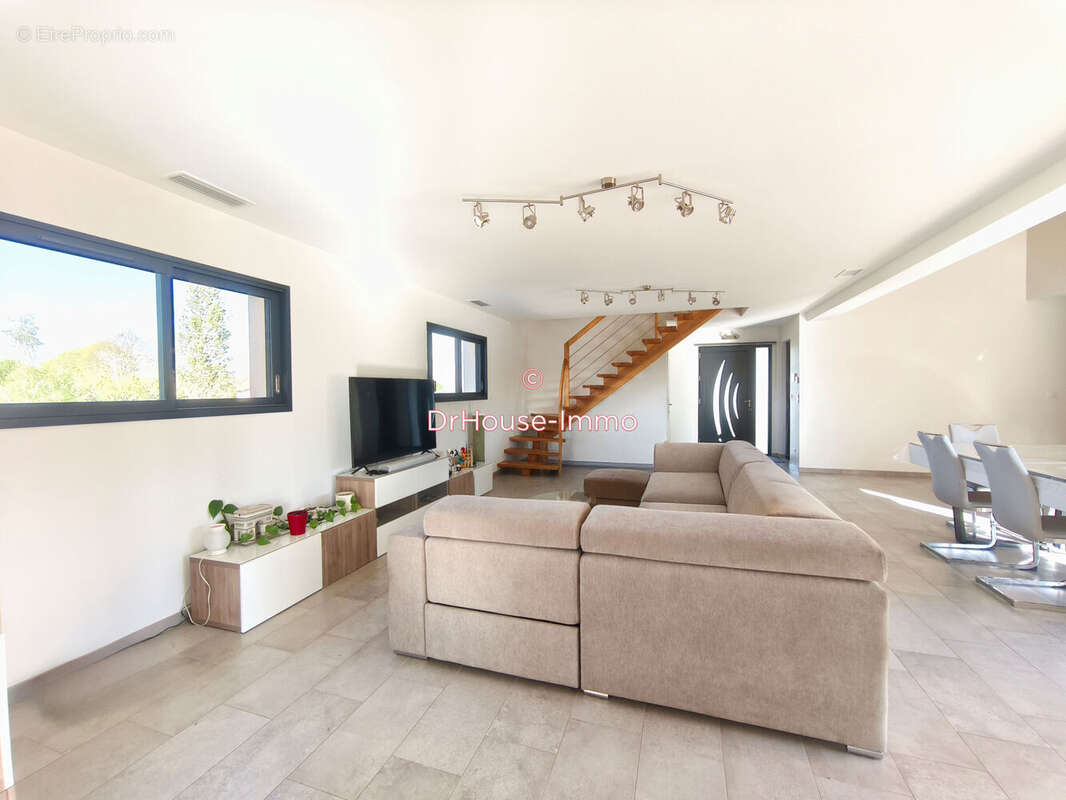 Maison 200 m² à Trelissac  - photo 17