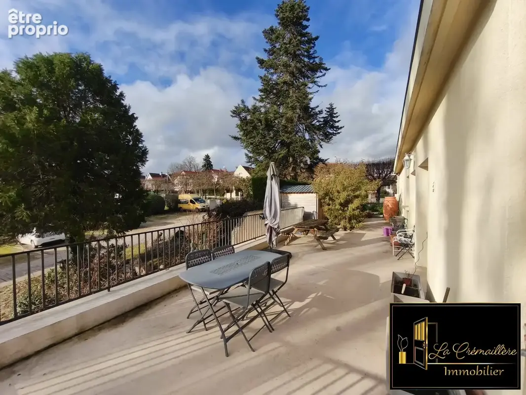 Appartement 3 pièces 80 m² à vendre à Dourdan (91410) - photo 3