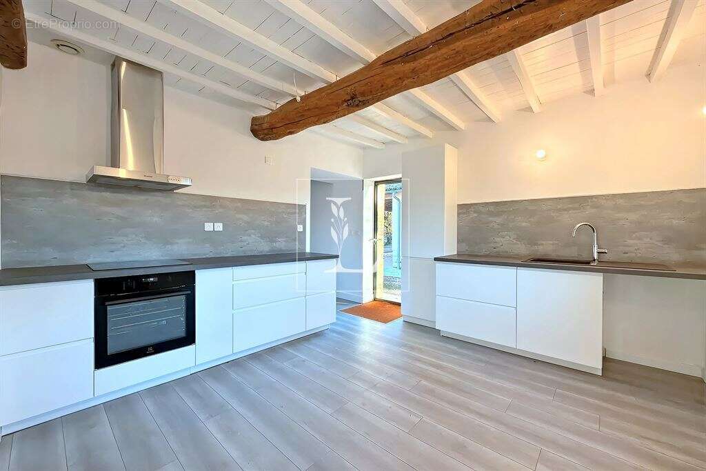 Maison à PUYGAILLARD-DE-QUERCY