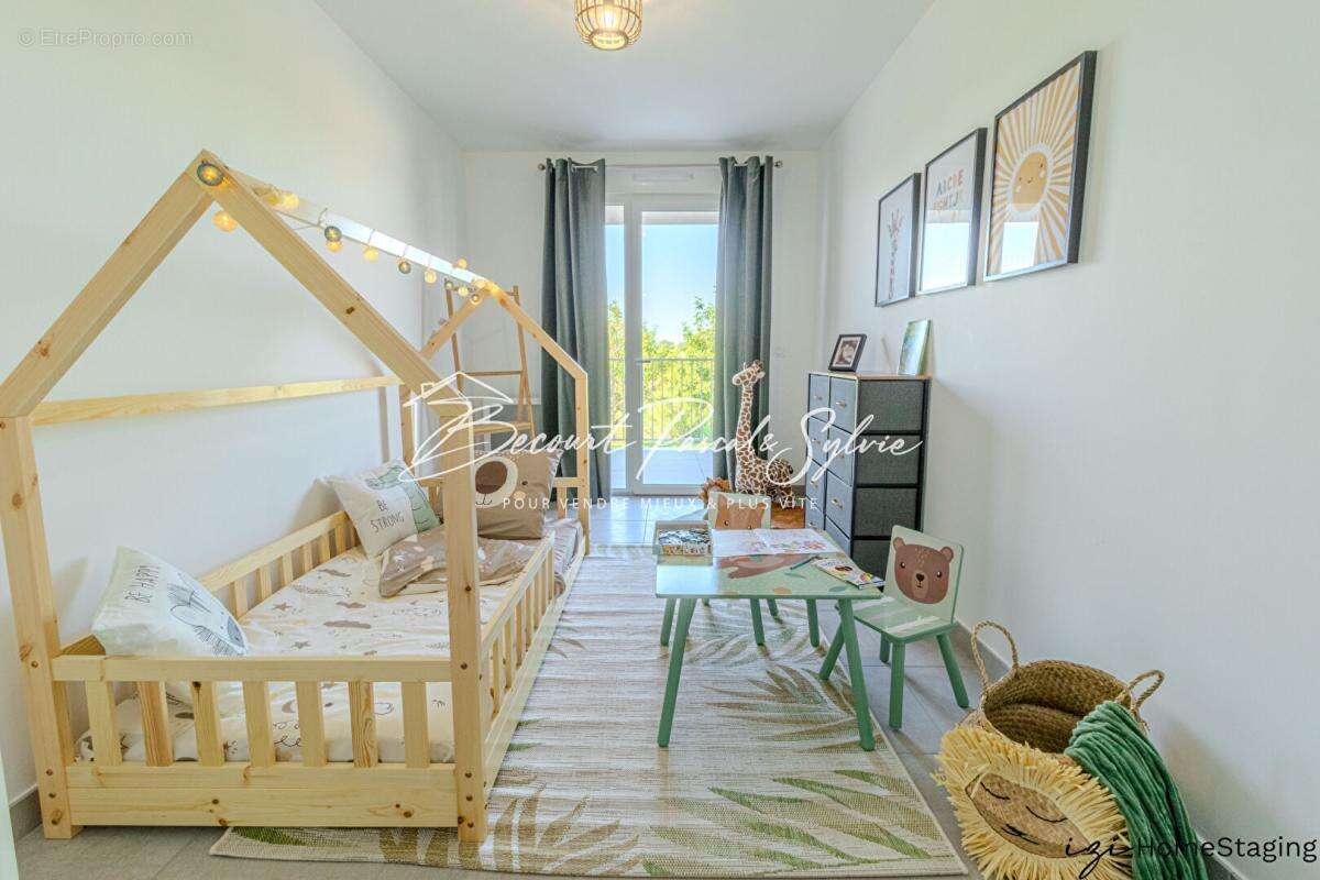APPARTEMENT T3- 74,71 m² Idéalement situé: 242000  avec 2 terrasses et jardin , double  parkings. Très Grand confort MONTEUX (84 - photo 10