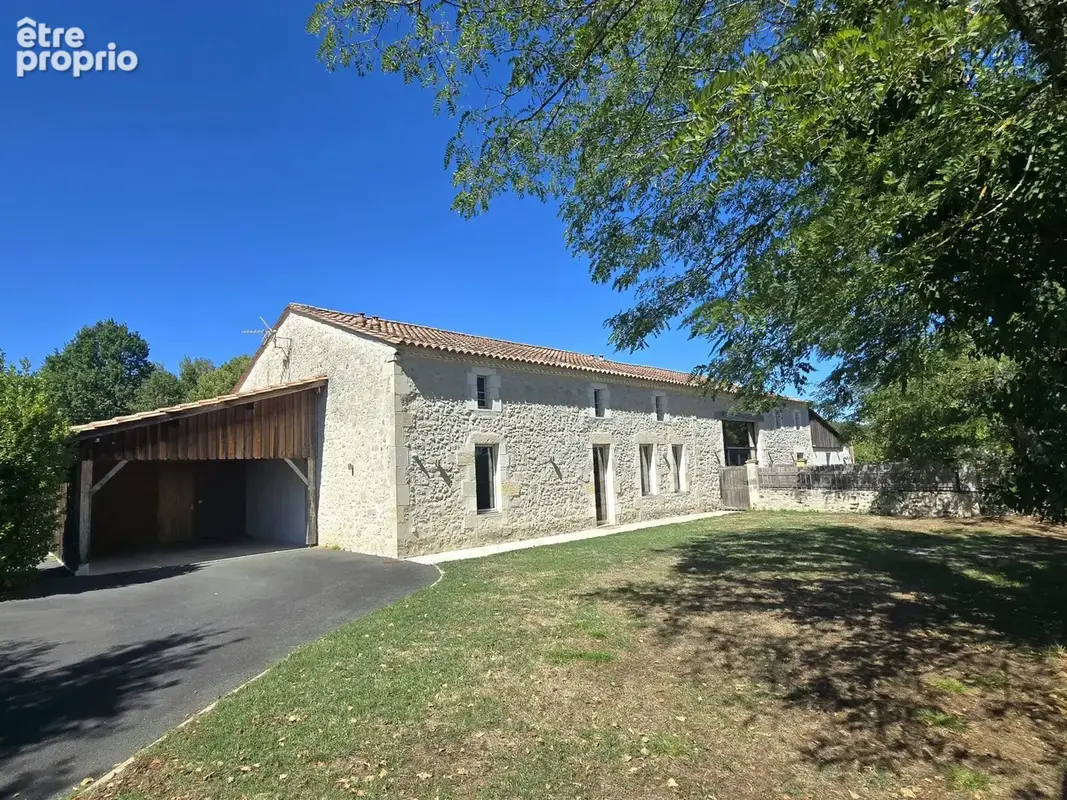 Maison 9 pièces 371 m² à vendre à Montpeyroux (24610) - photo 2
