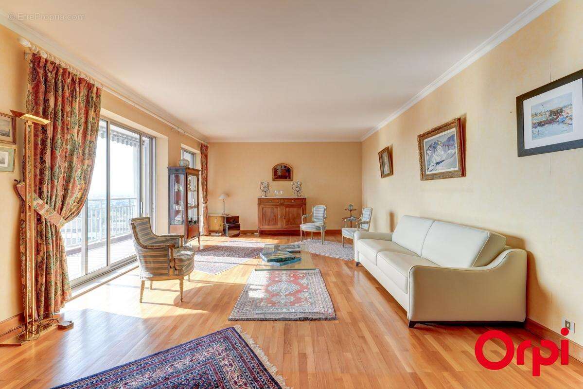 Appartement T4 à Vendre Caluire 136 m2 - photo 4