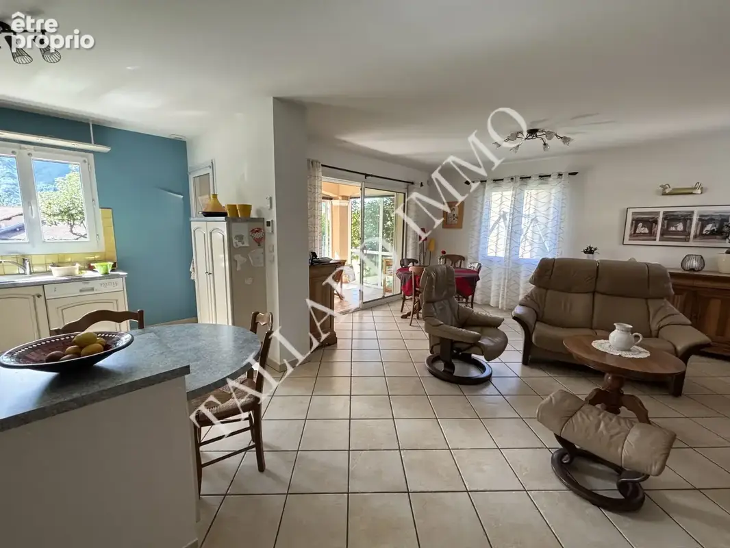 La Saulce individuelle, villa T4 + véranda, garage, cave sur terrain 716 m2 - photo 6
