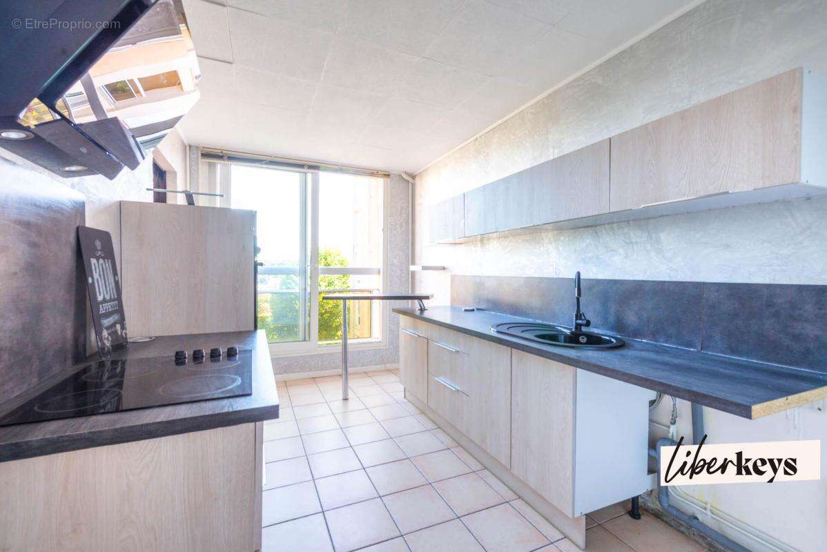 Appartement à BOIS-D'ARCY