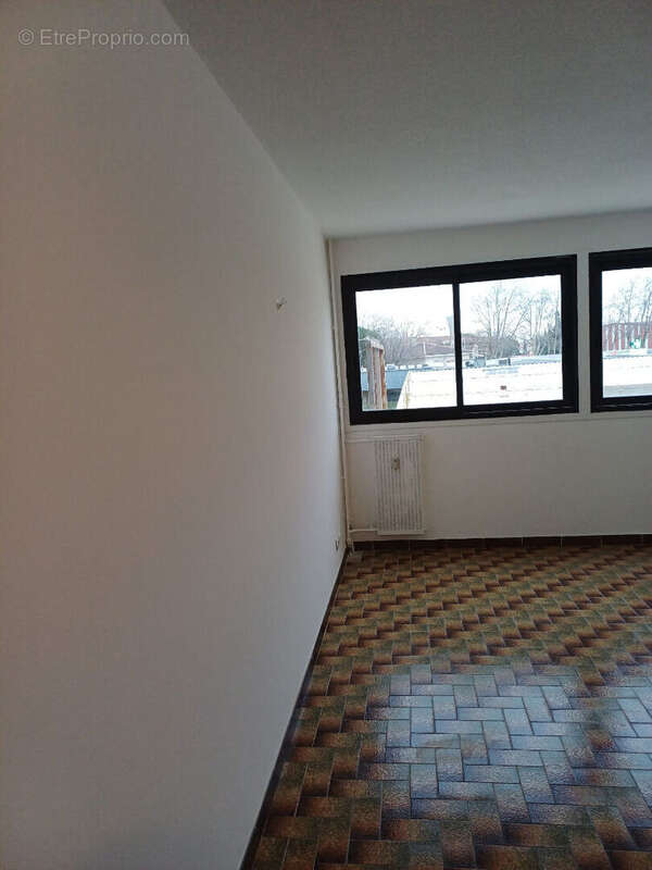 Appartement à SAINT-MARTIN-DE-CRAU