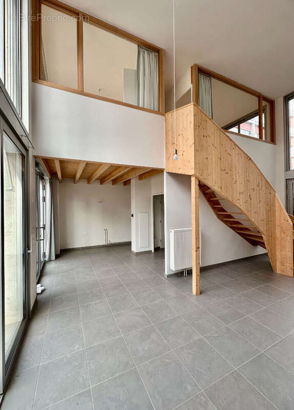 Appartement duplex 3 pièces - photo 2