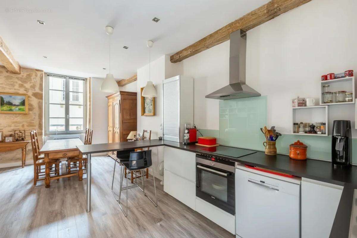 Appartement à LYON-1E