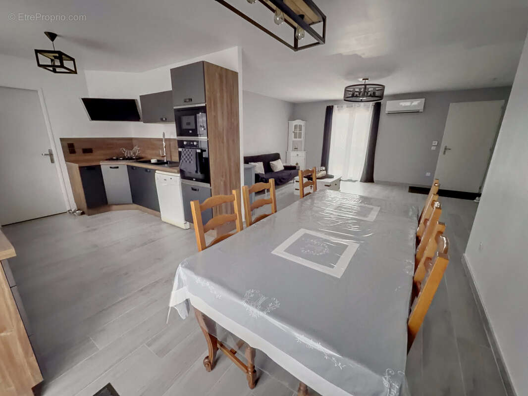 Maison à EZY-SUR-EURE