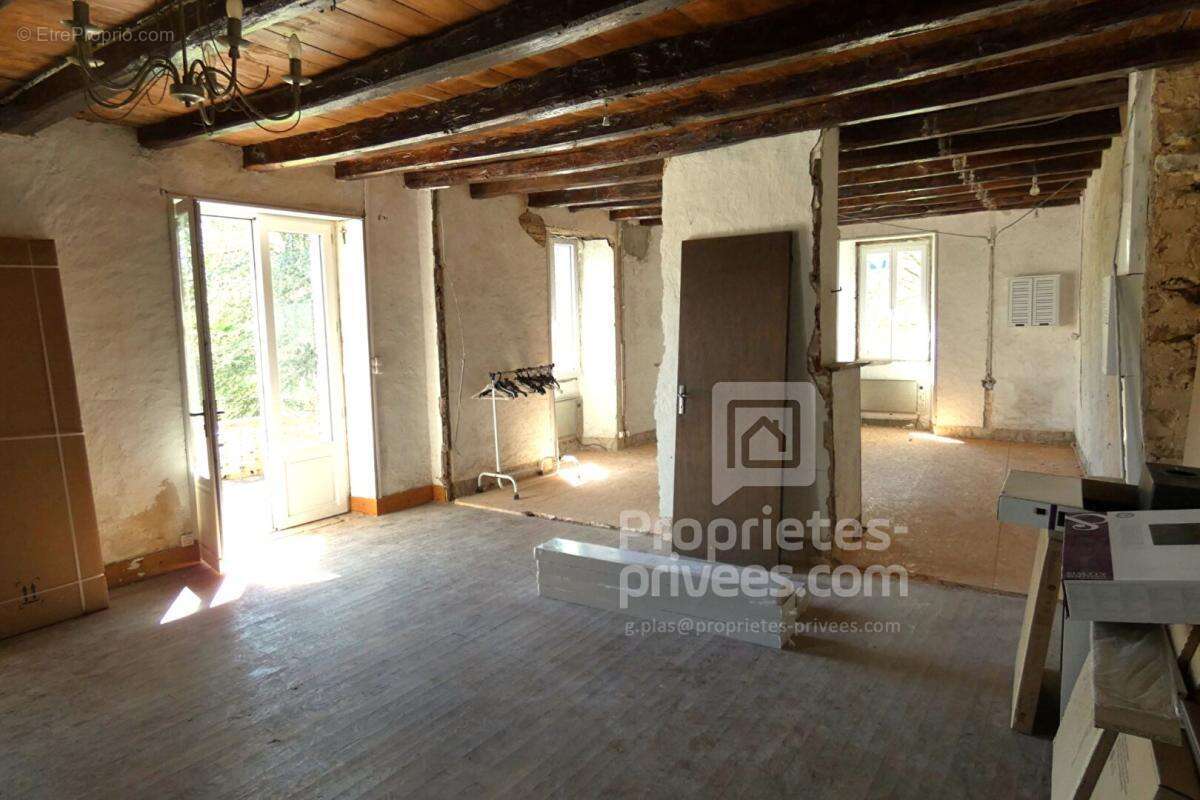 Maison ancienne à restaurer, fort potentiel + Jardin 2000 m² - photo 13