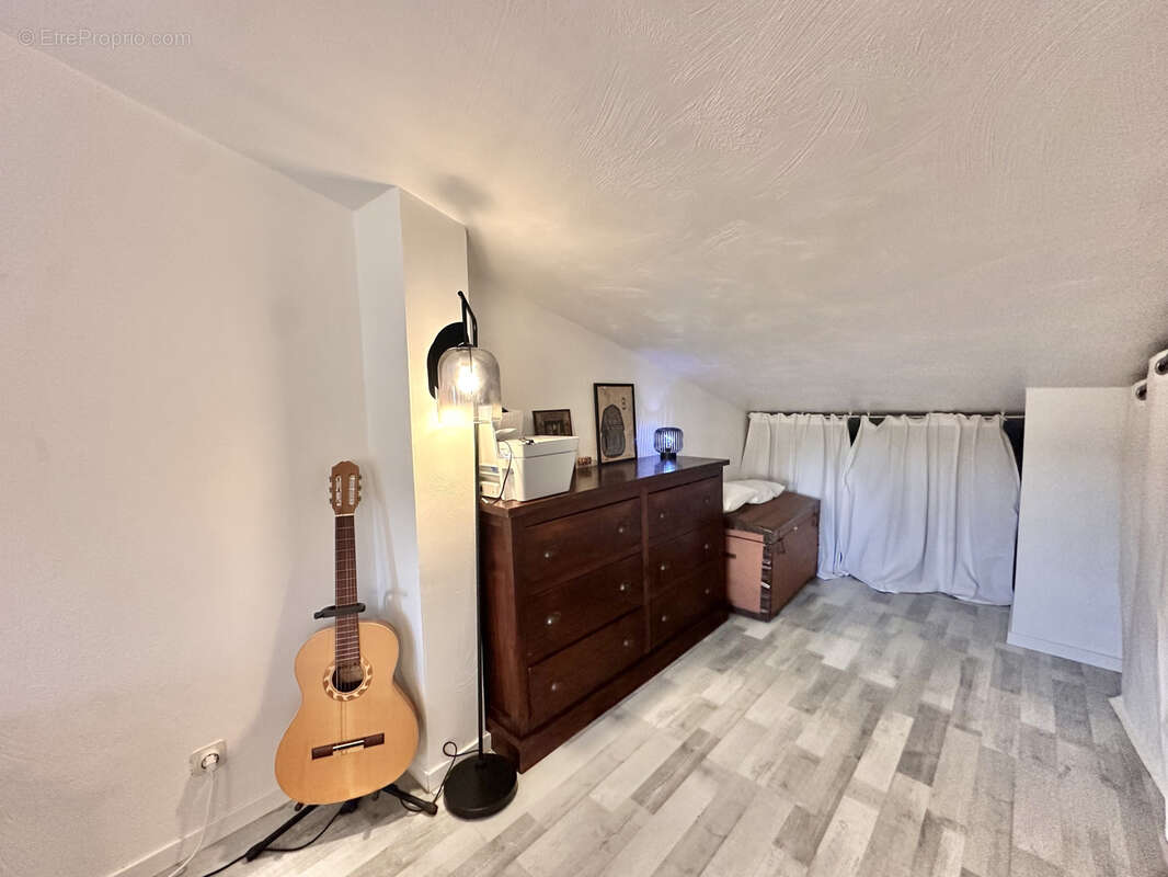 Appartement à PEYMEINADE