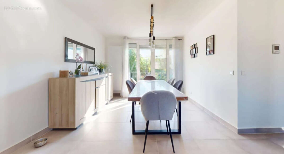 Maison à VILLEMOMBLE