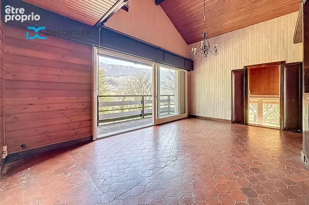 Lyaud - propriete 18 689 m² et maison de 180m2 - photo 5
