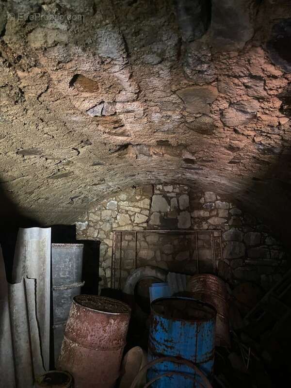 Maison à BUSSIERE-DUNOISE