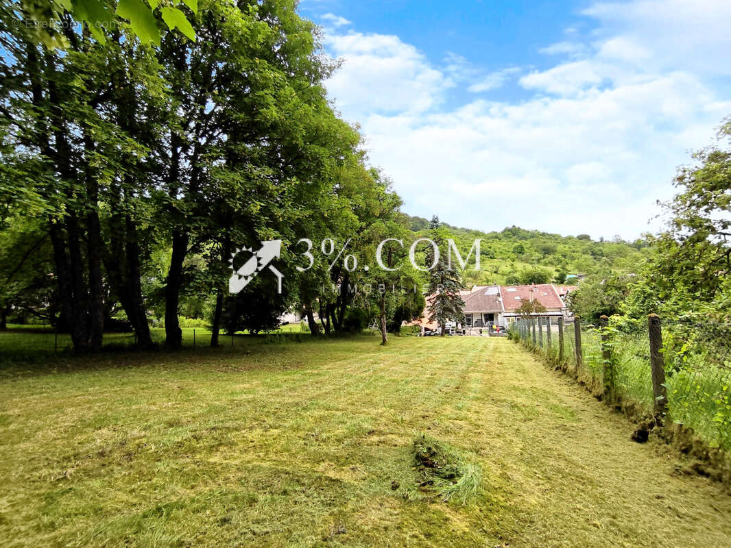 Une maison familiale avec vue sur la forêt à Pagney-Derrière-Barine - photo 17