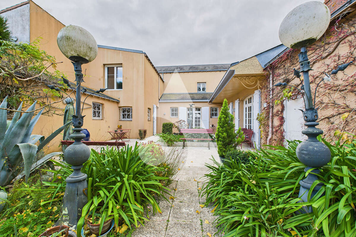 Maison à LA ROCHE-SUR-YON