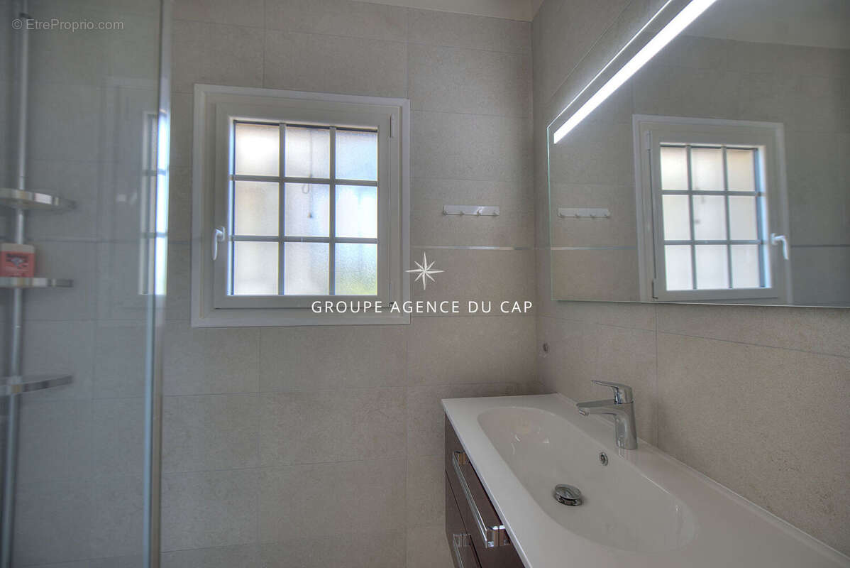 Appartement à SAINT-RAPHAEL