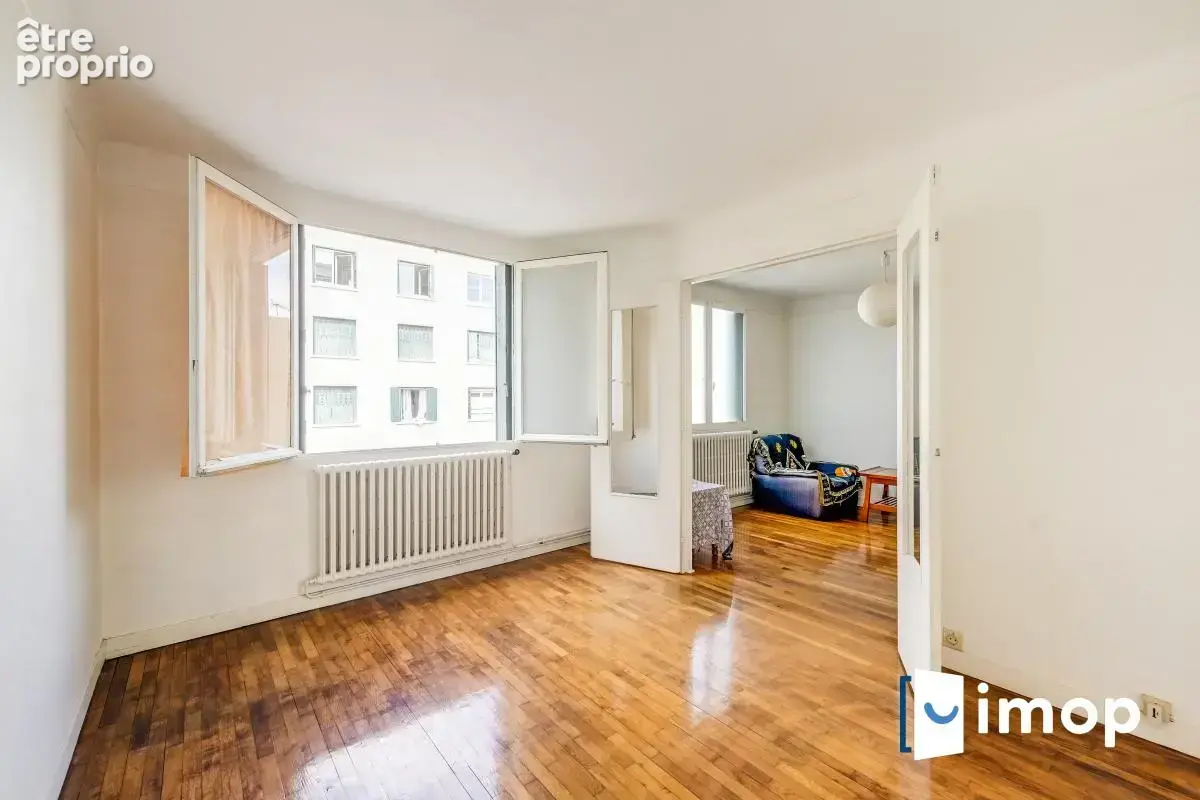 Appartement à AUBERVILLIERS
