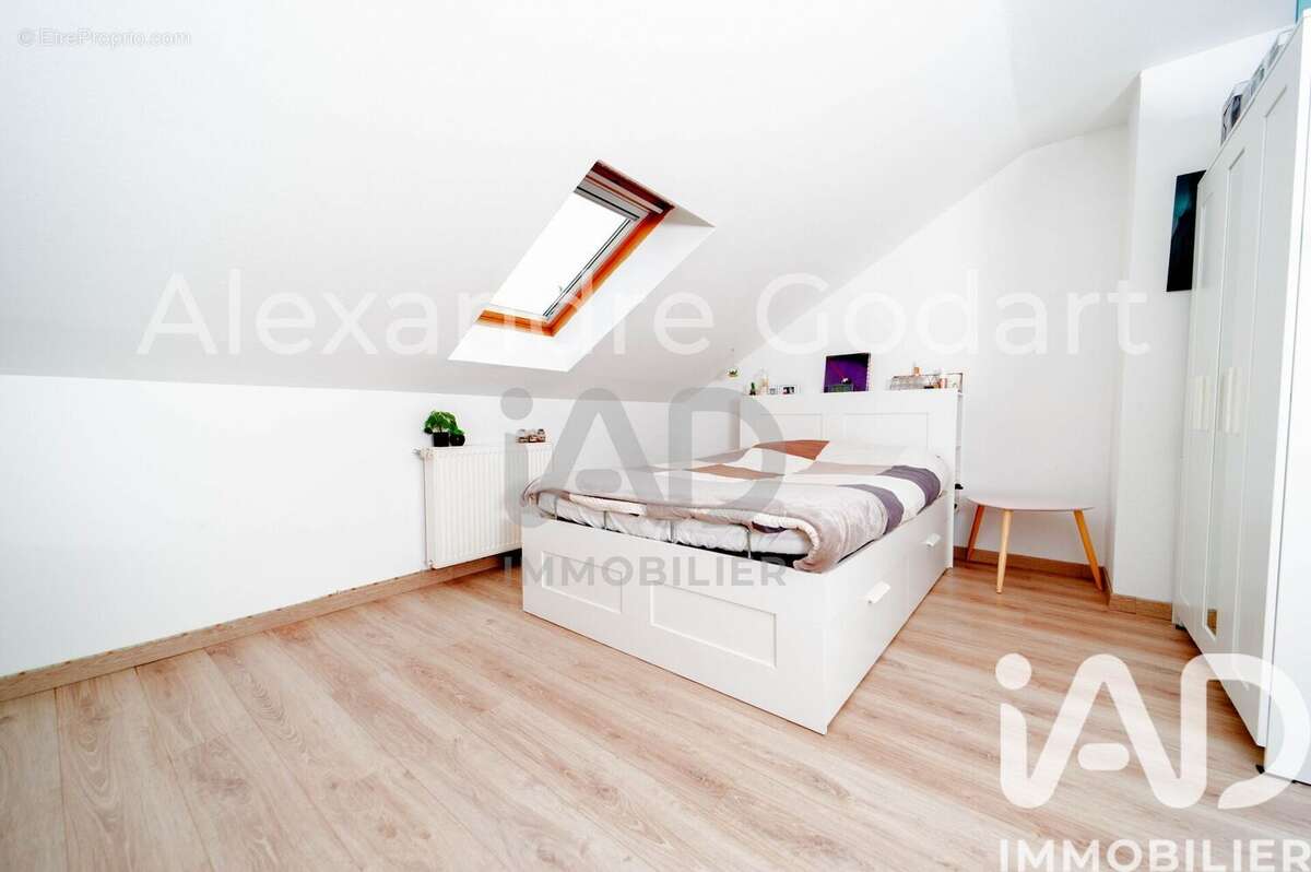 Photo 8 - Maison à MOISSY-CRAMAYEL