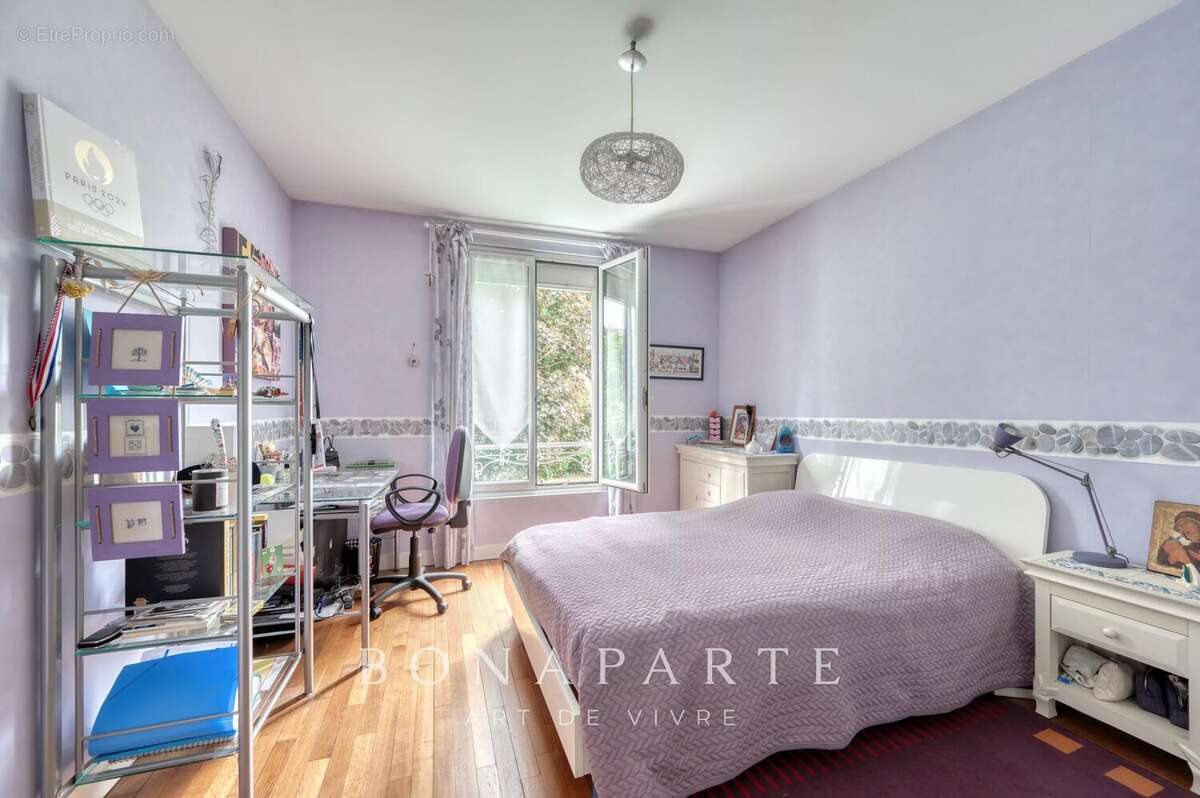 Maison de maître en meulière – 264 m² – Parc arboré de 1 440 m² à 40 min de Paris - photo 15