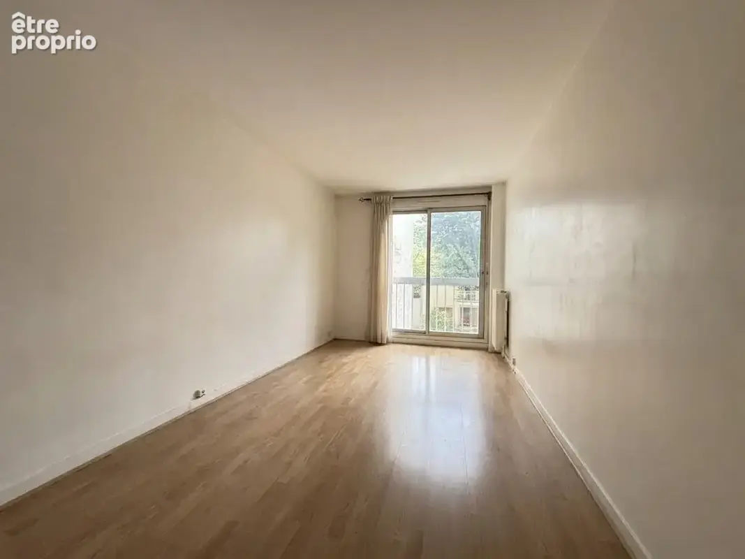 PARIS 20, trois pièces de 73 m2 dans une copropriété de standing - photo 7