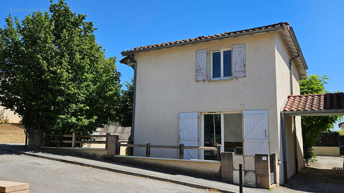 Maison à L'ISLE-D'ABEAU