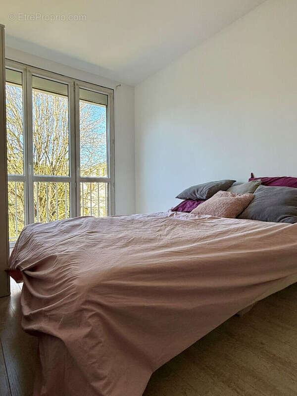 Appartement à CHILLY-MAZARIN