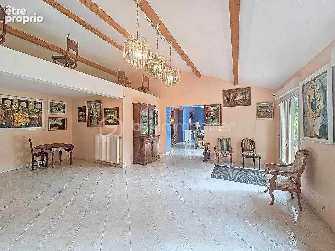 Maison de caractère – 266 m² – 6 chambres – Jardin - photo 8