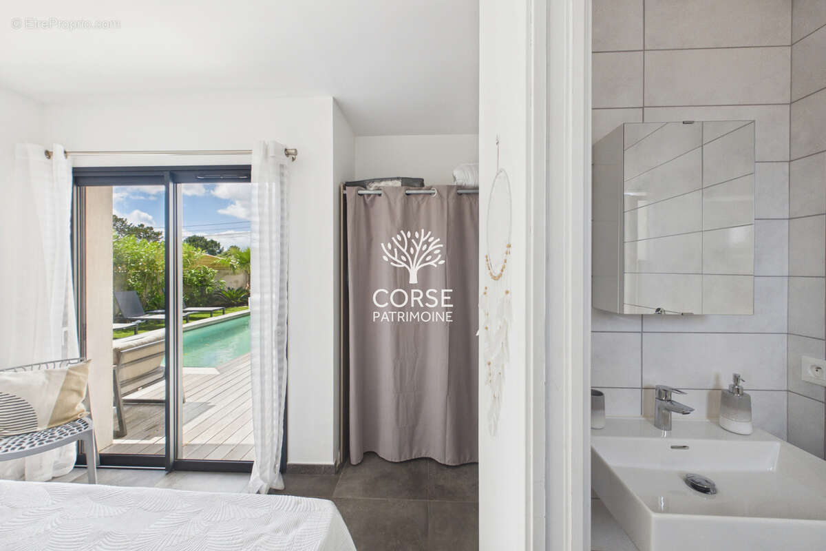 Maison à PORTO-VECCHIO