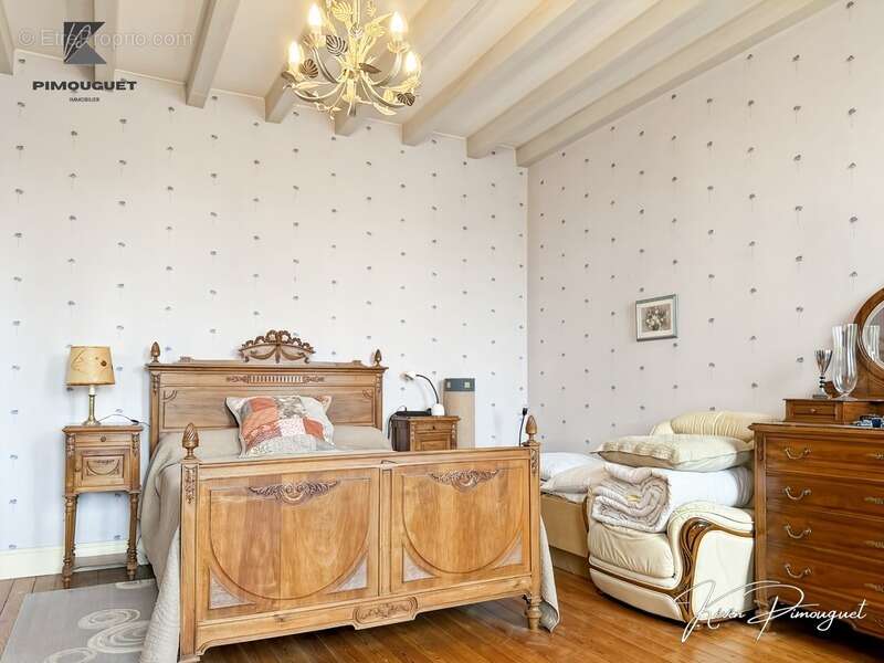 Maison à CASTILLON-LA-BATAILLE