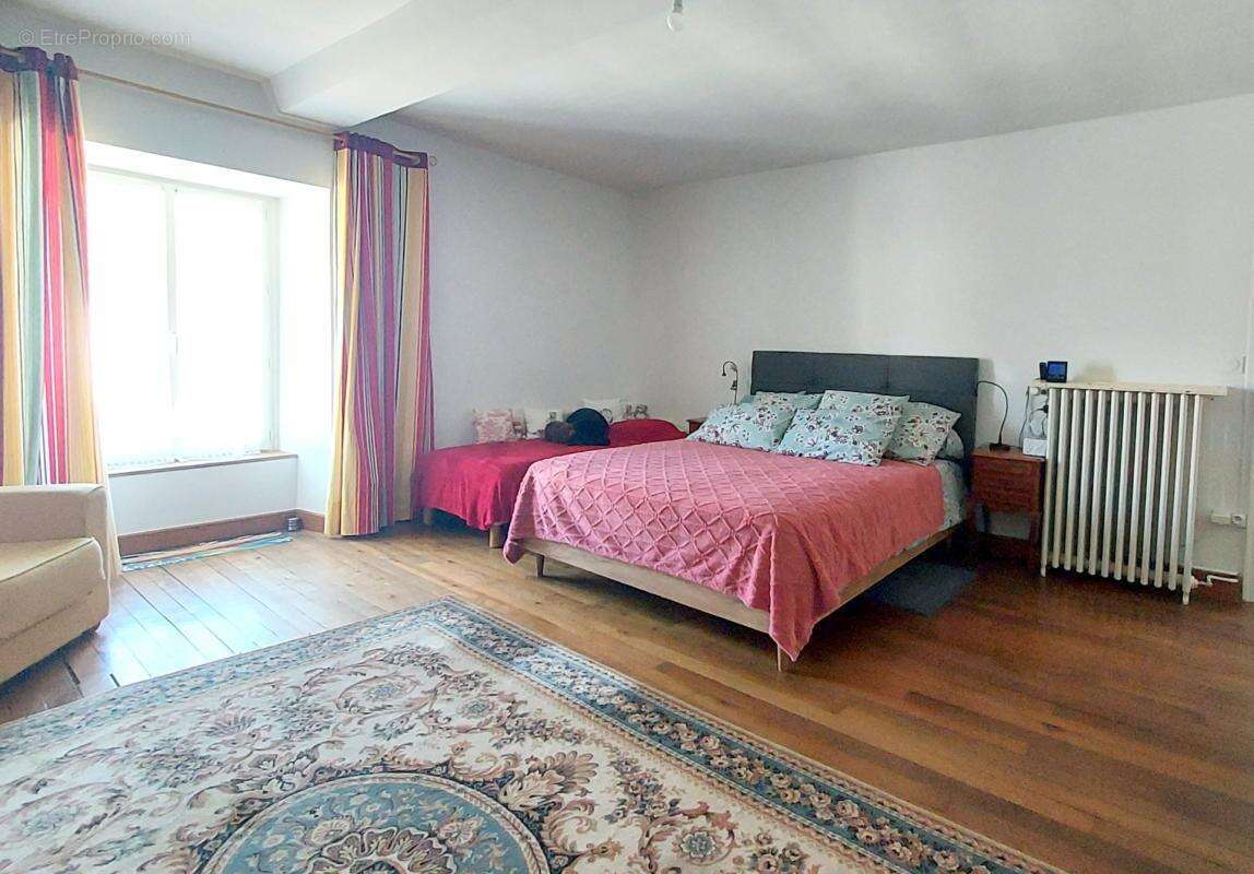 Propriété de caractère - 186m² - 4 chambres - 10' de Mayenne - photo 11