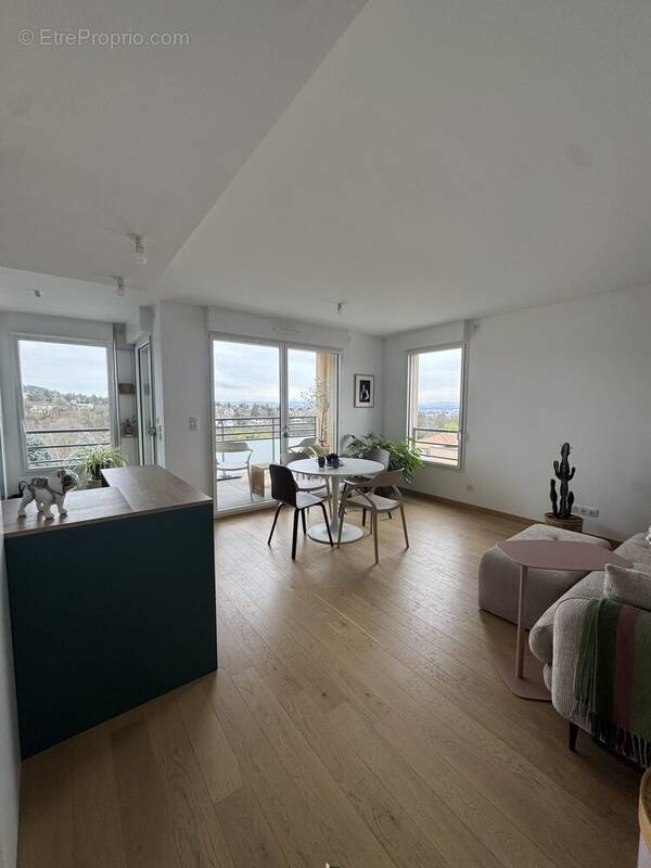 Appartement à SAINT-DIDIER-AU-MONT-D'OR