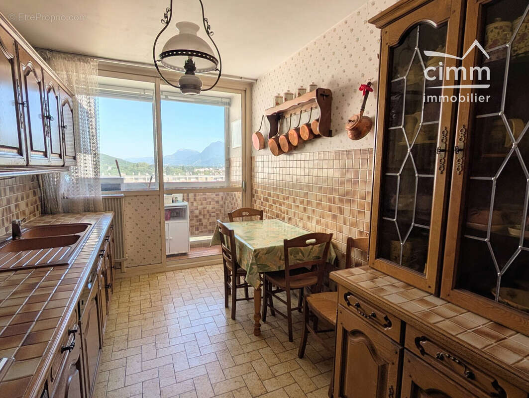 Appartement à SASSENAGE