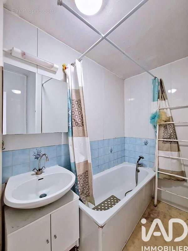Photo 8 - Appartement à SAINT-ETIENNE-DU-ROUVRAY