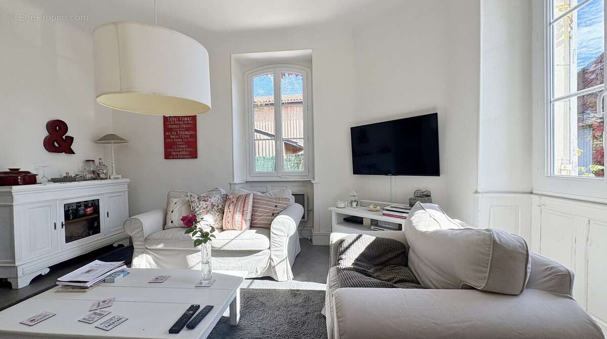 Maison à SAINT-MARTIN-DE-SEIGNANX