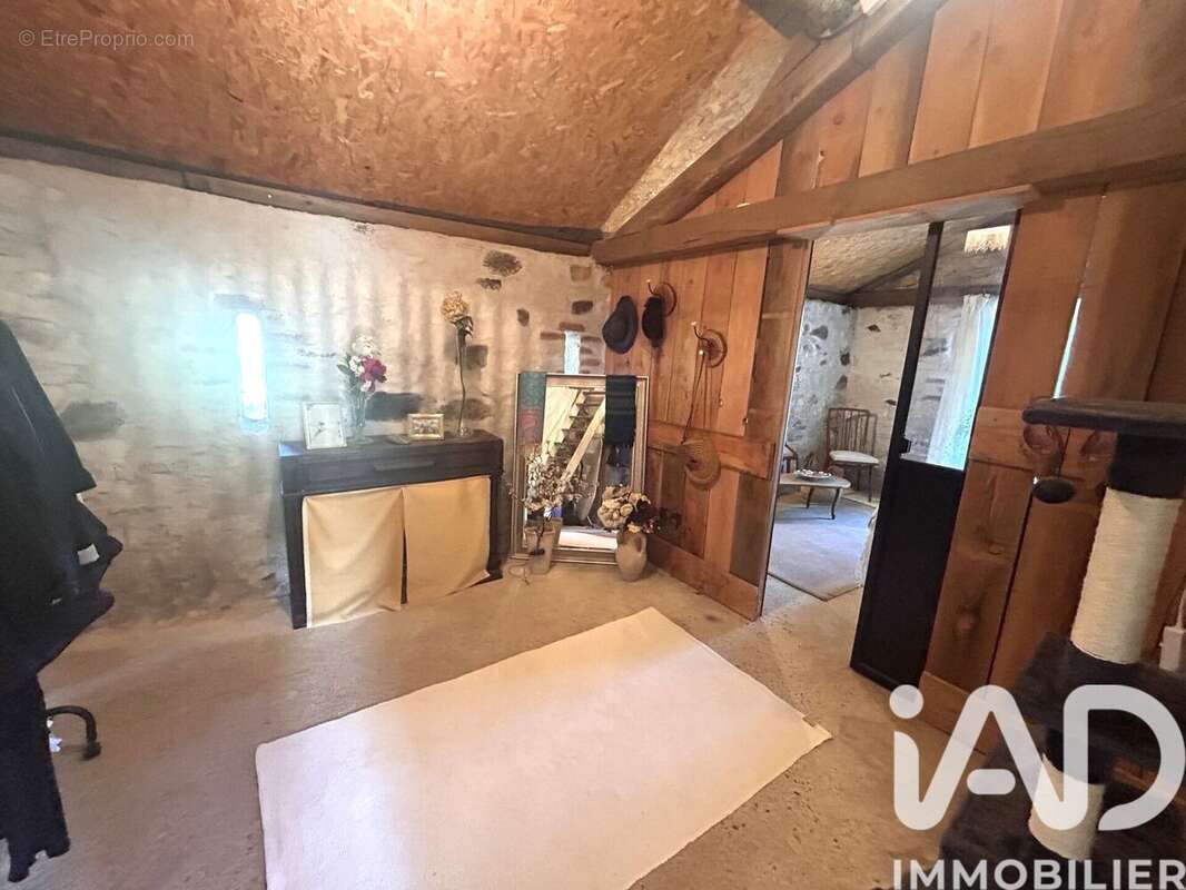 Photo 8 - Maison à LUZY