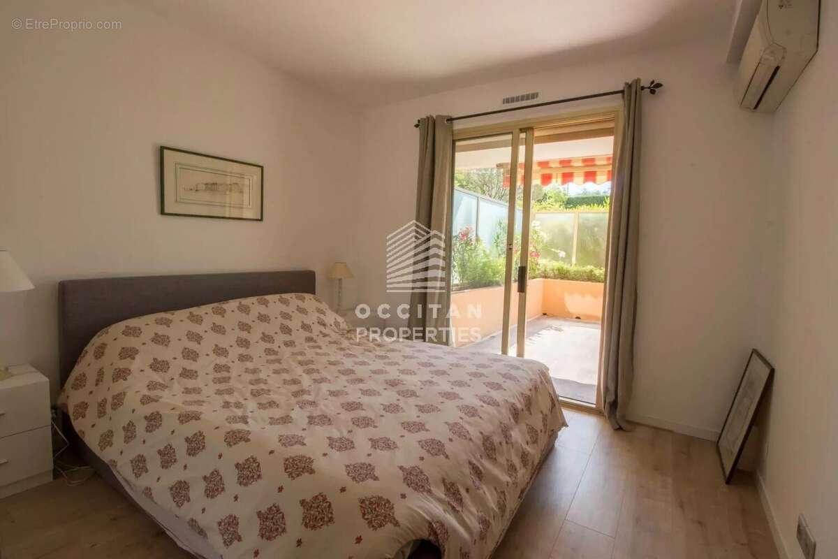 Appartement à LE CANNET