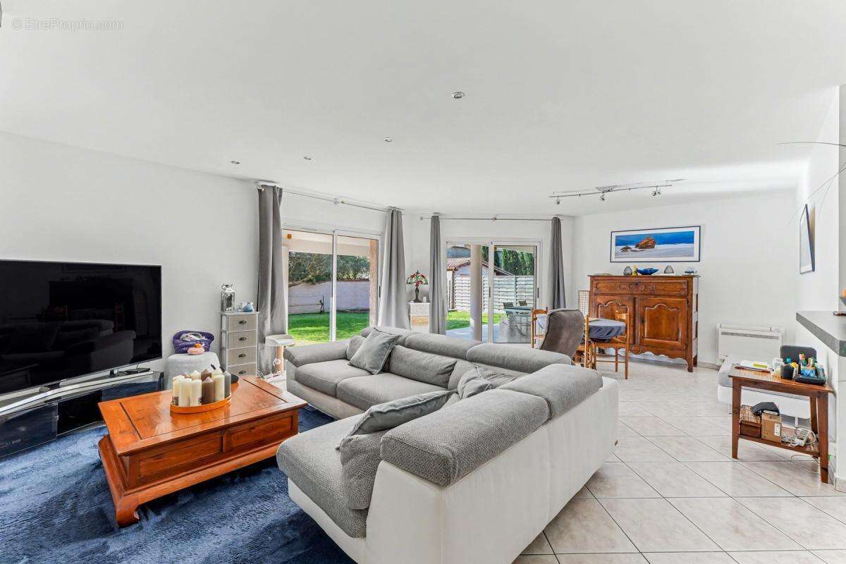 Maison à GAGNAC-SUR-GARONNE