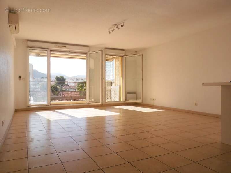 Appartement à MARSEILLE-10E