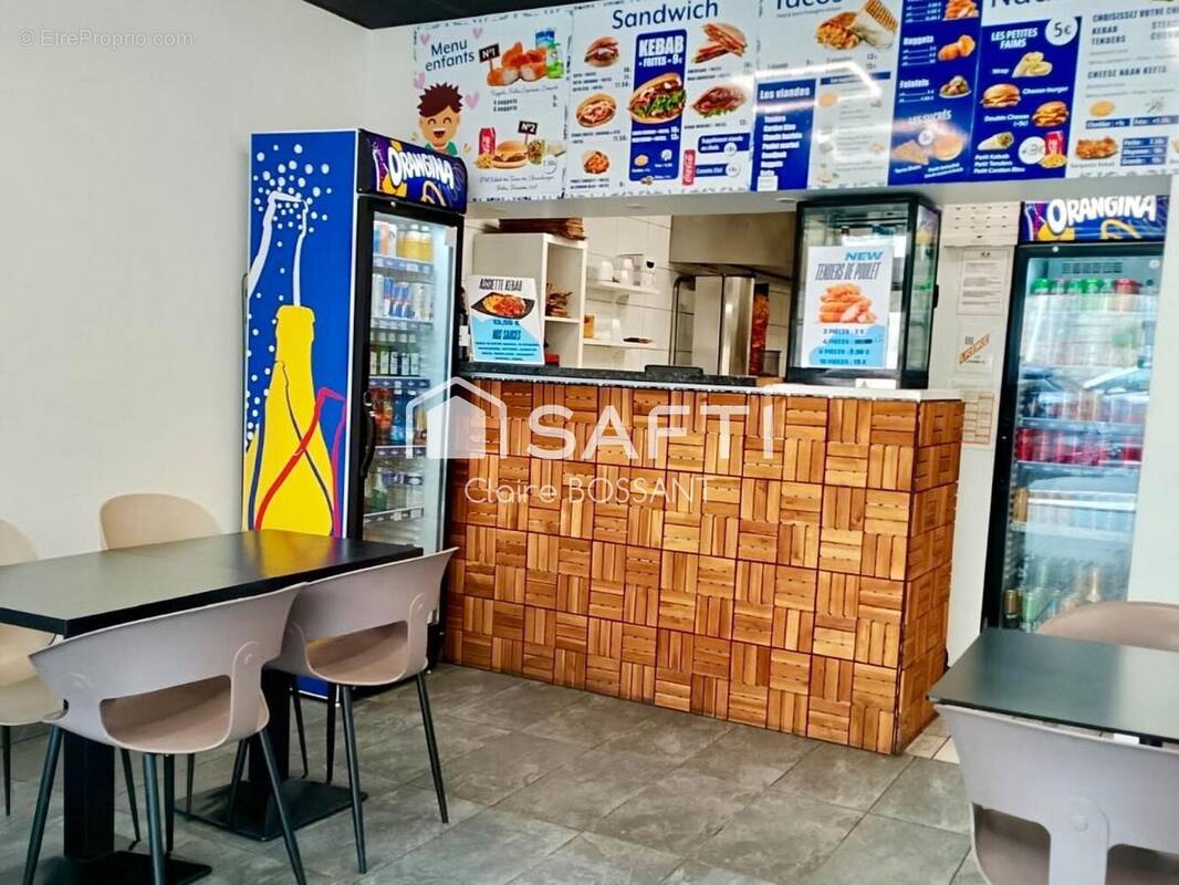 Photo 1 - Commerce à SAINT-ANDRE-DE-CUBZAC