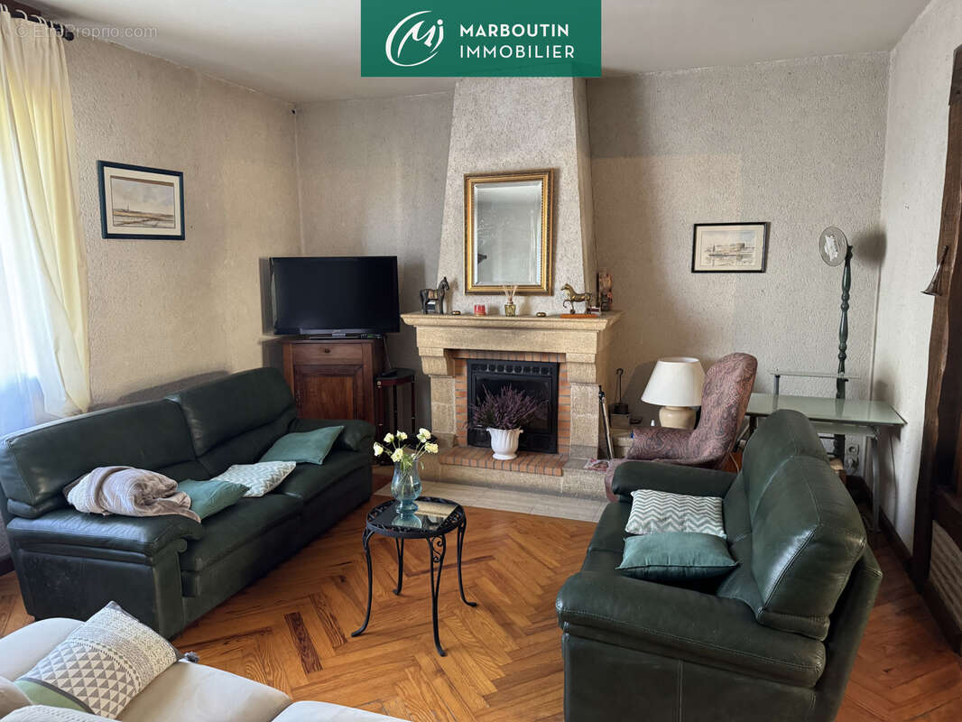 Maison à CASTELJALOUX