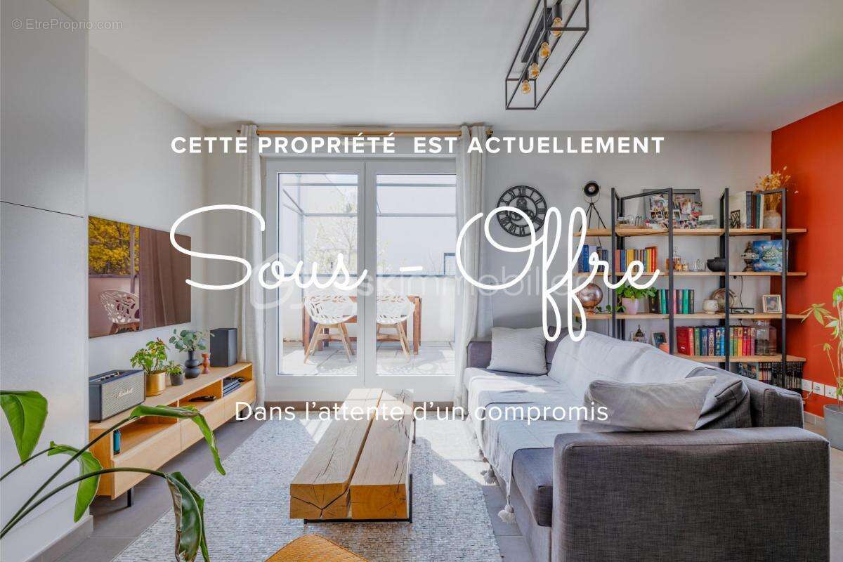 Appartement à MEYZIEU