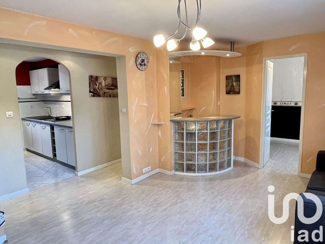 Photo 2 - Appartement à TROYES