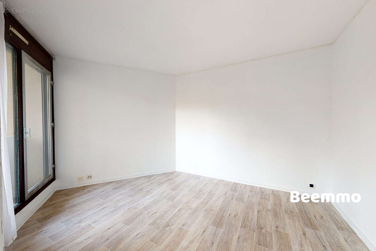 Appartement à ROSNY-SOUS-BOIS