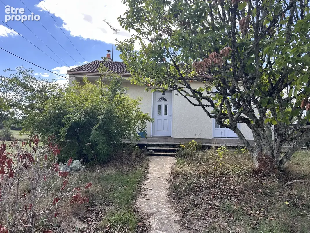 A VENDRE - Maison sur sous-sol complet  3 pièces avec garage et jardin à Chaillac - photo 7