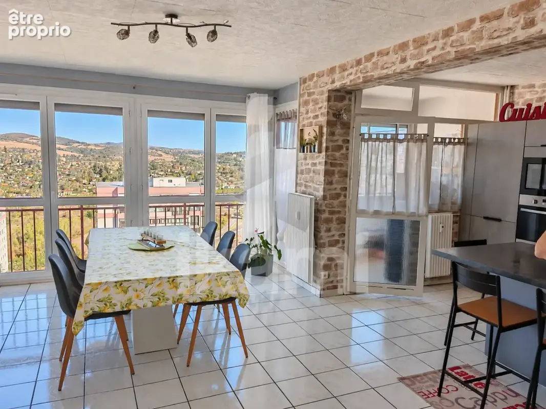 T4 de 85 m2  Balcon et loggia - photo 3